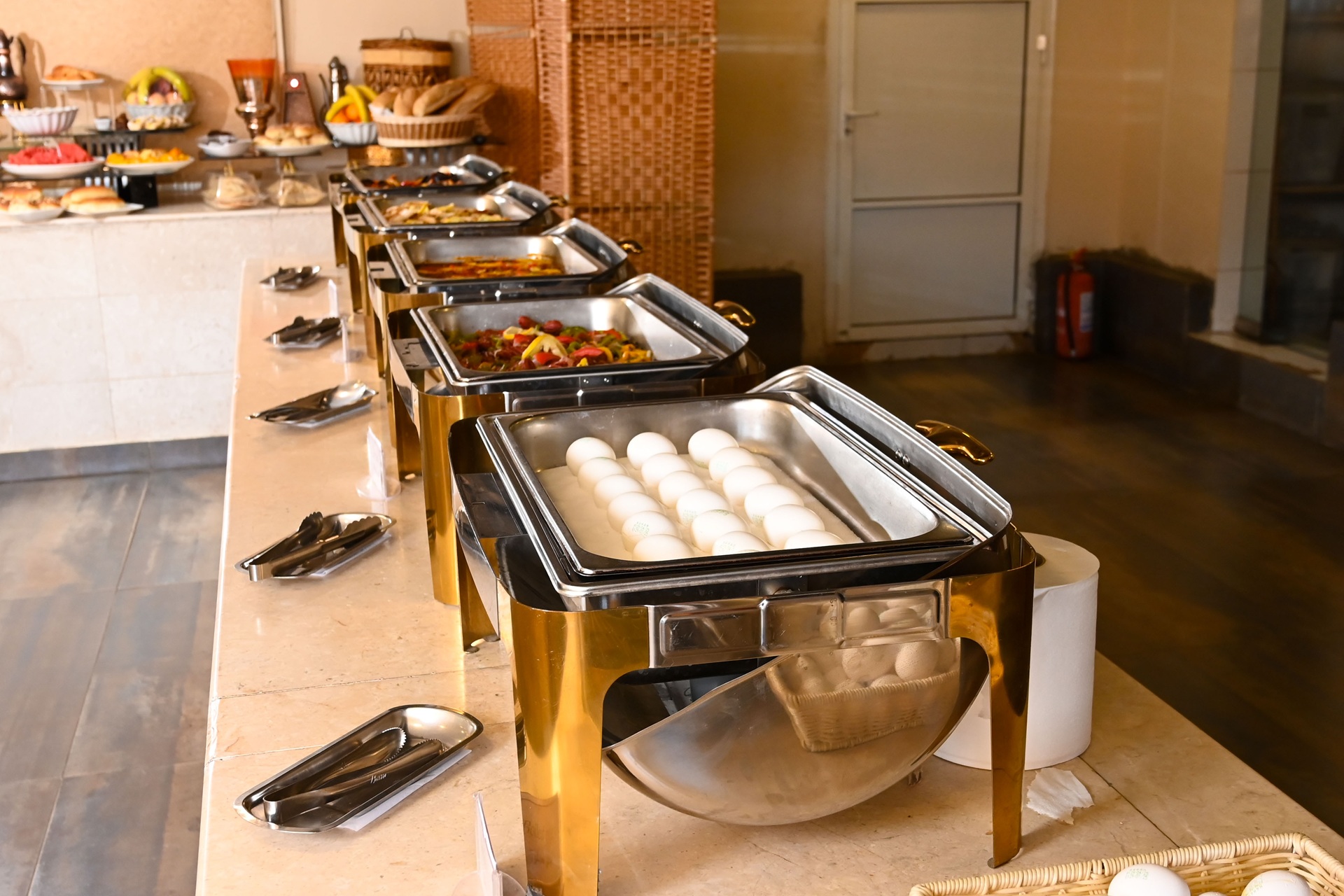 مطعم ايالا الرئيسى